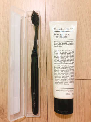 the naked object 디블랙팩치약 디블랙칫솔 세트 — 3.5점을 준 리뷰어가 2019년 1월 올린 사용 사진