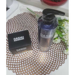 다슈코리아 다슈 단백질 한방 두피 골드 샴푸 500ml +샴푸브러쉬 — 5점을 준 리뷰어가 2019년 5월 올린 사용 사진