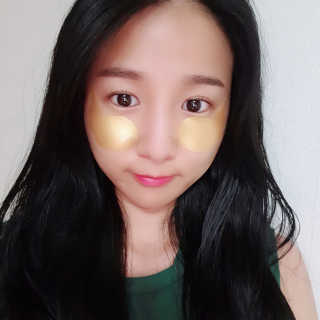 푸츄푸츄 Real repair skin cell premium patch — 5점을 준 리뷰어가 2018년 10월 올린 사용 사진