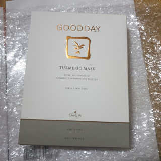 GoodDay Skincare GoodDay 강황 마스크 — 3점을 준 리뷰어가 2020년 3월 올린 사용 사진