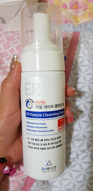 Dr.메디션 ER 네이처 클렌징폼- 오일리스킨용 — 5점을 준 리뷰어가 2018년 7월 올린 사용 사진