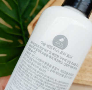 이솔화장품 이솔 세범 리스 포어 토너 200ml — 5점을 준 리뷰어가 2018년 8월 올린 사용 사진