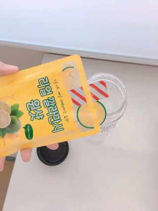 장수농가 리얼깔라만시 원샷 50ml 10팩+보틀 — 5점을 준 리뷰어가 2019년 5월 올린 사용 사진