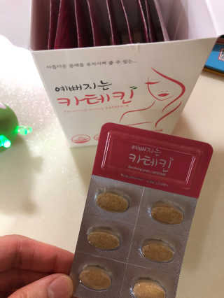 예뻐지는카테킨 예뻐지는 카테킨 1박스 1개월분 — 4점을 준 리뷰어가 2020년 2월 올린 사용 사진