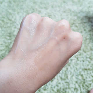 토니모리 프롬 강화 맑은 약쑥 두 겹 진정 크림 — 5점을 준 리뷰어가 2019년 9월 올린 사용 사진