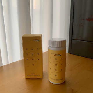 힐링팩토리 오늘도 가볍게 저분자 피쉬 콜라겐 정 — 5점을 준 리뷰어가 2020년 4월 올린 사용 사진