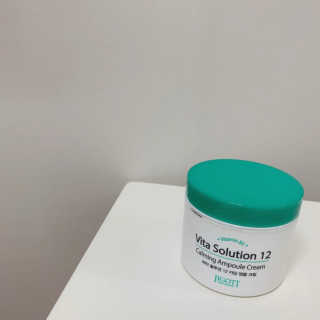 지고트 비타솔루션12 카밍 앰플 크림 100ml — 4.5점을 준 리뷰어가 2019년 6월 올린 사용 사진