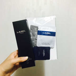 레이블옴므-labelhomme 포 리펙션 클렌징&쉐이빙 폼 — 3.5점을 준 리뷰어가 2017년 1월 올린 사용 사진