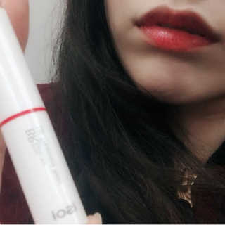 아이소이 ISOI 불가리아 로즈 립 트리트먼트 — 3.5점을 준 리뷰어가 2017년 2월 올린 사용 사진