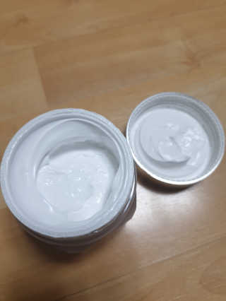 파시스 올인원 진주 화이트닝 크림 100ml — 1.5점을 준 리뷰어가 2019년 6월 올린 사용 사진