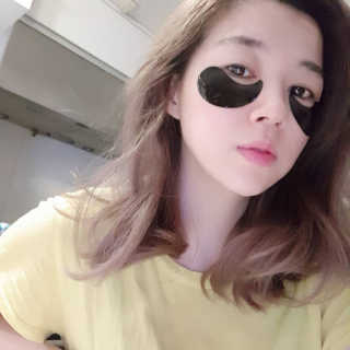 퓨어힐스 포어 클리어 블랙 챠콜 아이패치 — 4점을 준 리뷰어가 2019년 3월 올린 사용 사진