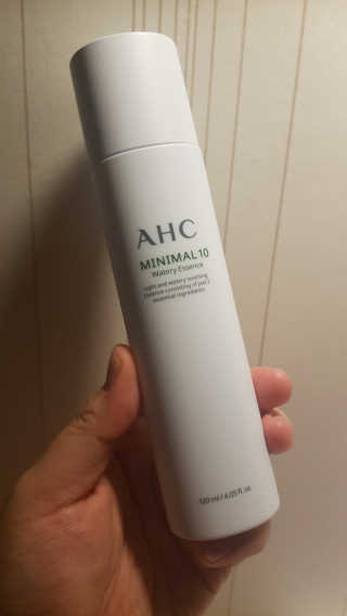 AHC 에이 에이치 씨 미니멀 10 워터리 에센스 — 4점을 준 리뷰어가 2018년 11월 올린 사용 사진