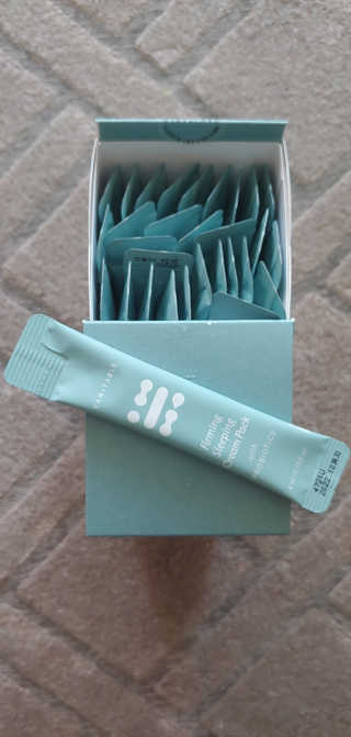 베니테이블 퍼밍 슬리핑 크림 팩 with PROBIOTICS — 4점을 준 리뷰어가 2020년 3월 올린 사용 사진