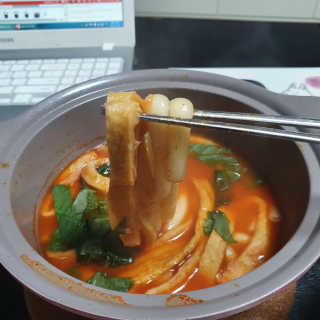 잠실맛집,홍코너떡볶이가우리집에[옛날맛,짜장맛옵션] — 2점을 준 리뷰어가 2019년 12월 올린 사용 사진