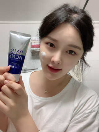 페어아크네 크리미폼 페어아크네 크리미 폼 — 4.5점을 준 리뷰어가 2019년 10월 올린 사용 사진