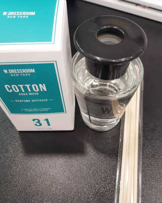 더블유드레스룸 퍼퓸 디퓨저 70ml — 3점을 준 리뷰어가 2018년 7월 올린 사용 사진