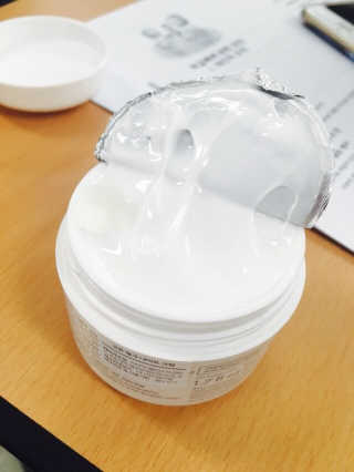 [지아자] 산양유 나이트크림 50ml — 3.5점을 준 리뷰어가 2016년 9월 올린 사용 사진