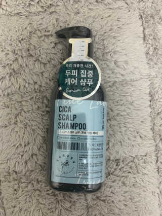 정직한실험실 [약산성샴푸/두피집중케어] 시카 스캘프 샴푸 — 3점을 준 리뷰어가 2019년 11월 올린 사용 사진