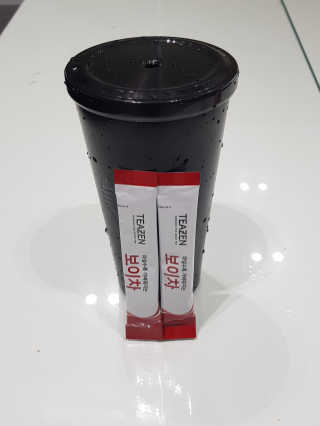 티젠 보이차 + 마이보틀 세트 — 5점을 준 리뷰어가 2018년 6월 올린 사용 사진