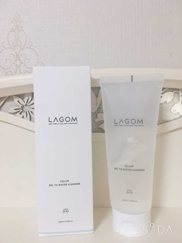 라곰 셀럽 젤 투 워터 클렌저 리뷰 사진
