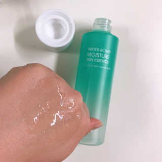 오지아이 워터 밤 모이스처 스킨 에센스 180ml — 5점을 준 리뷰어가 2020년 2월 올린 사용 사진
