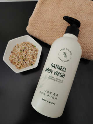 (주)에네스티 내추럴 촉촉  오트밀 바디워시 500ml — 5점을 준 리뷰어가 2019년 10월 올린 사용 사진