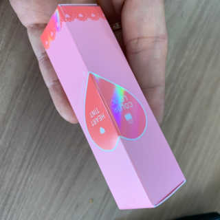 [블랙루즈] 컬러 락 하트 틴트 1+1 — 5점을 준 리뷰어가 2019년 8월 올린 사용 사진
