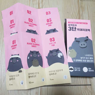 미팩토리 3단 흑돼지코팩 3매입 X 2 — 5점을 준 리뷰어가 2018년 10월 올린 사용 사진