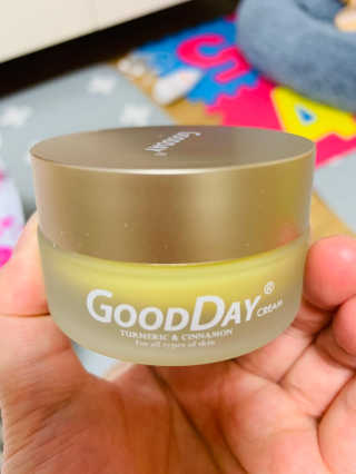 GoodDay Skincare GoodDay 강황 크림 — 3점을 준 리뷰어가 2019년 7월 올린 사용 사진
