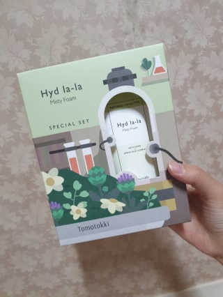 토모토끼 하이드랄라 미스티폼 — 4점을 준 리뷰어가 2019년 10월 올린 사용 사진