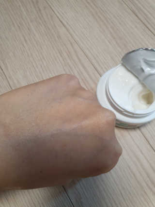 세바메드 우레아 수분폭탄크림 50ml — 5점을 준 리뷰어가 2019년 11월 올린 사용 사진