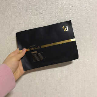 아이디플라코스메틱 아이디 페이스핏 마이너스 밴드 — 4.5점을 준 리뷰어가 2019년 12월 올린 사용 사진