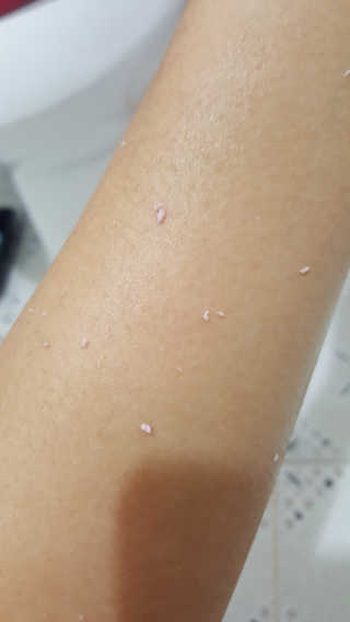 줌마들도 인정한 샤카트 페이스앤바디 필링젤 310ml — 5점을 준 리뷰어가 2018년 4월 올린 사용 사진