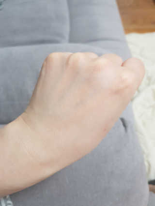 다슈코리아 다슈 맨즈 아쿠아 딥 워터풀 올인원 로션 — 5점을 준 리뷰어가 2018년 3월 올린 사용 사진