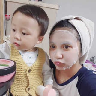 수이스킨 스위스킨-에센스 드레싱 마스크 모이스처 블루 — 4.67점을 준 리뷰어가 2018년 11월 올린 사용 사진