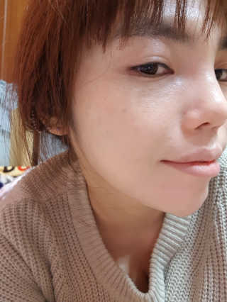 지고트 미네랄 UV 스네일 쿠션 리필포함 — 4점을 준 리뷰어가 2019년 1월 올린 사용 사진