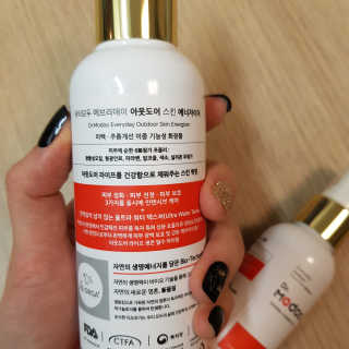 닥터모두 아웃도어  스킨 에너자이저 +선세럼 — 5점을 준 리뷰어가 2019년 2월 올린 사용 사진