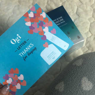 오지아이 워터 밤 모이스처 슬리핑 팩 4ml X 20pcs — 3점을 준 리뷰어가 2019년 12월 올린 사용 사진