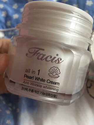 파시스 올인원 진주 화이트닝 크림 100ml — 4.67점을 준 리뷰어가 2018년 11월 올린 사용 사진