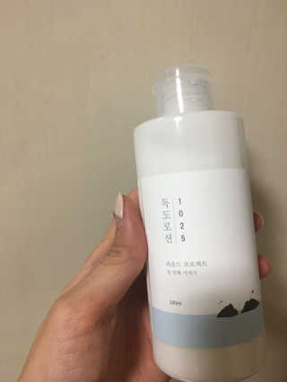 라운드랩 1025 독도 로션 200ml — 4.33점을 준 리뷰어가 2018년 1월 올린 사용 사진