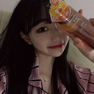 한스킨 클렌징 오일 앤 블랙헤드 — 5점을 준 리뷰어가 2018년 8월 올린 사용 사진