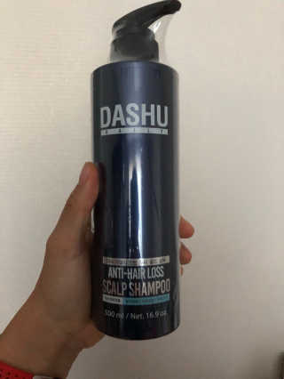 다슈코리아 다슈 데일리 한방 두피 골드 샴푸 500ml — 4.5점을 준 리뷰어가 2017년 12월 올린 사용 사진