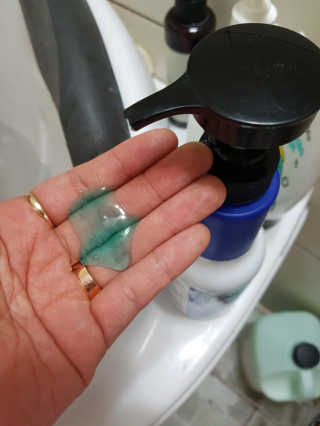 쿨 샴푸 바디워시 아스산타 기린화장품 500ml — 4점을 준 리뷰어가 2018년 4월 올린 사용 사진