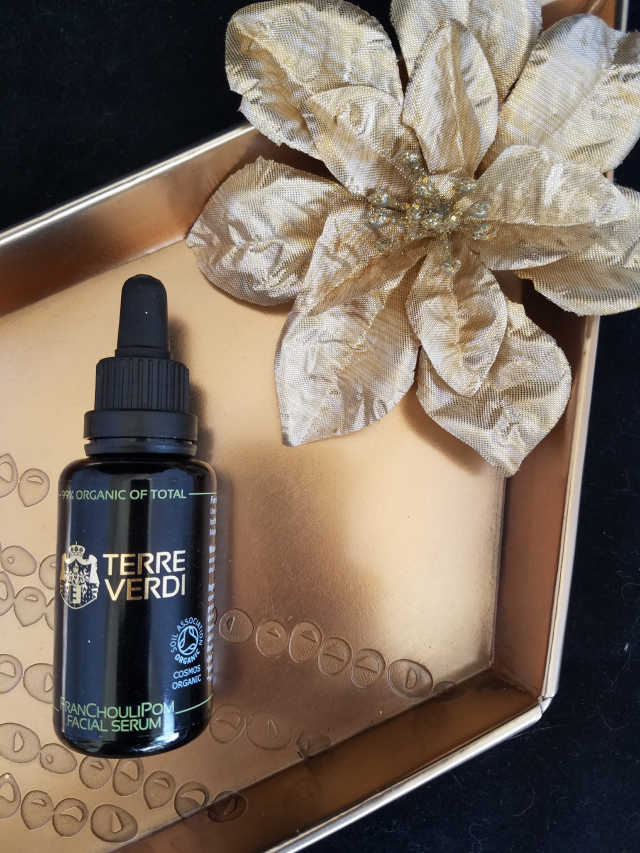 프렌 코우 리 폴리 (FranChouliPom Nourishing Facial Serum) 리뷰 사진