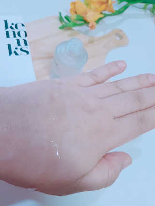 키노닉스 펀더멘탈 하이드레이팅 앰플 부스터 — 4.5점을 준 리뷰어가 2019년 5월 올린 사용 사진