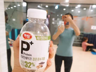 하림 P+ 닭가슴살 프로틴 쉐이크 — 5점을 준 리뷰어가 2019년 6월 올린 사용 사진