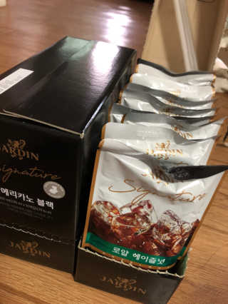 (주)쟈뎅 쟈뎅 시그니처 블랙, 헤이즐넛 230ml — 5점을 준 리뷰어가 2018년 6월 올린 사용 사진