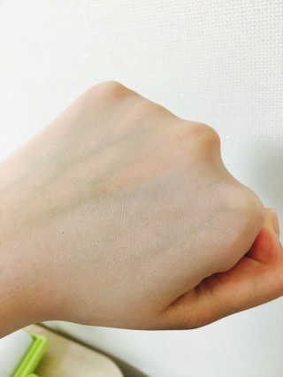 그레이멜린 멜린 톤업 부스터 — 3.33점을 준 리뷰어가 2017년 5월 올린 사용 사진