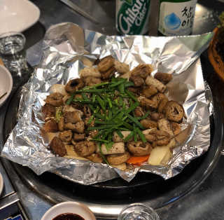 곱창을 요리하는 남자 [곱창을요리하는남자 상수] 곱창or막창 2인분+음료1병 — 5점을 준 리뷰어가 2018년 10월 올린 사용 사진