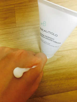 뷰티클로 노니 퍼펙트 모이스쳐라이저 크림 — 2.5점을 준 리뷰어가 2017년 1월 올린 사용 사진